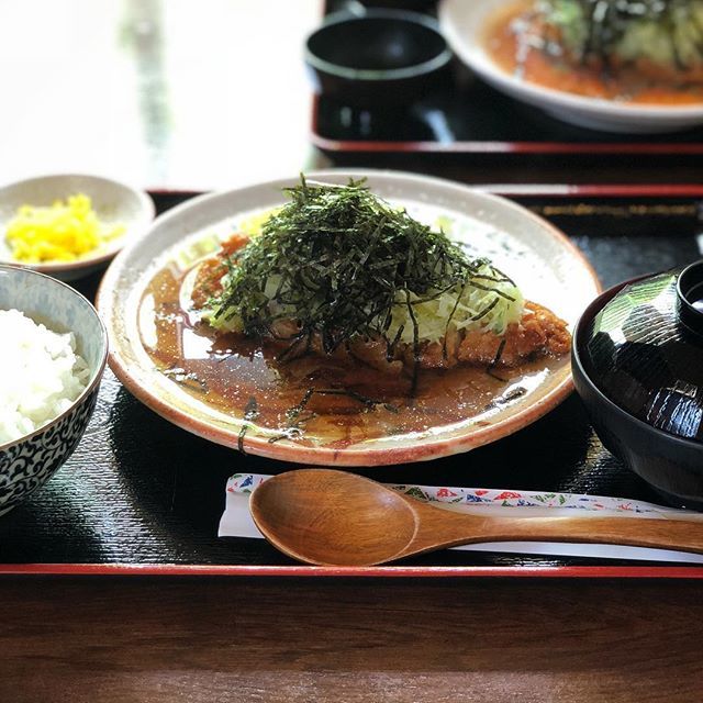 現代の髪型 上名古屋 名東 区 ランチ