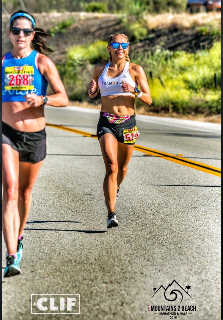 Be, believe and achieve! Nobody can stop you but yourself!! New goals for the fall are coming!👊💪#dreamitbelieveitachieveit #mountains2beach #workhard #believe #roguerunning #goodr #goalcrusher #spibelt #TeamRogue #adidas #nevernoton #garmin #underarmourwomen