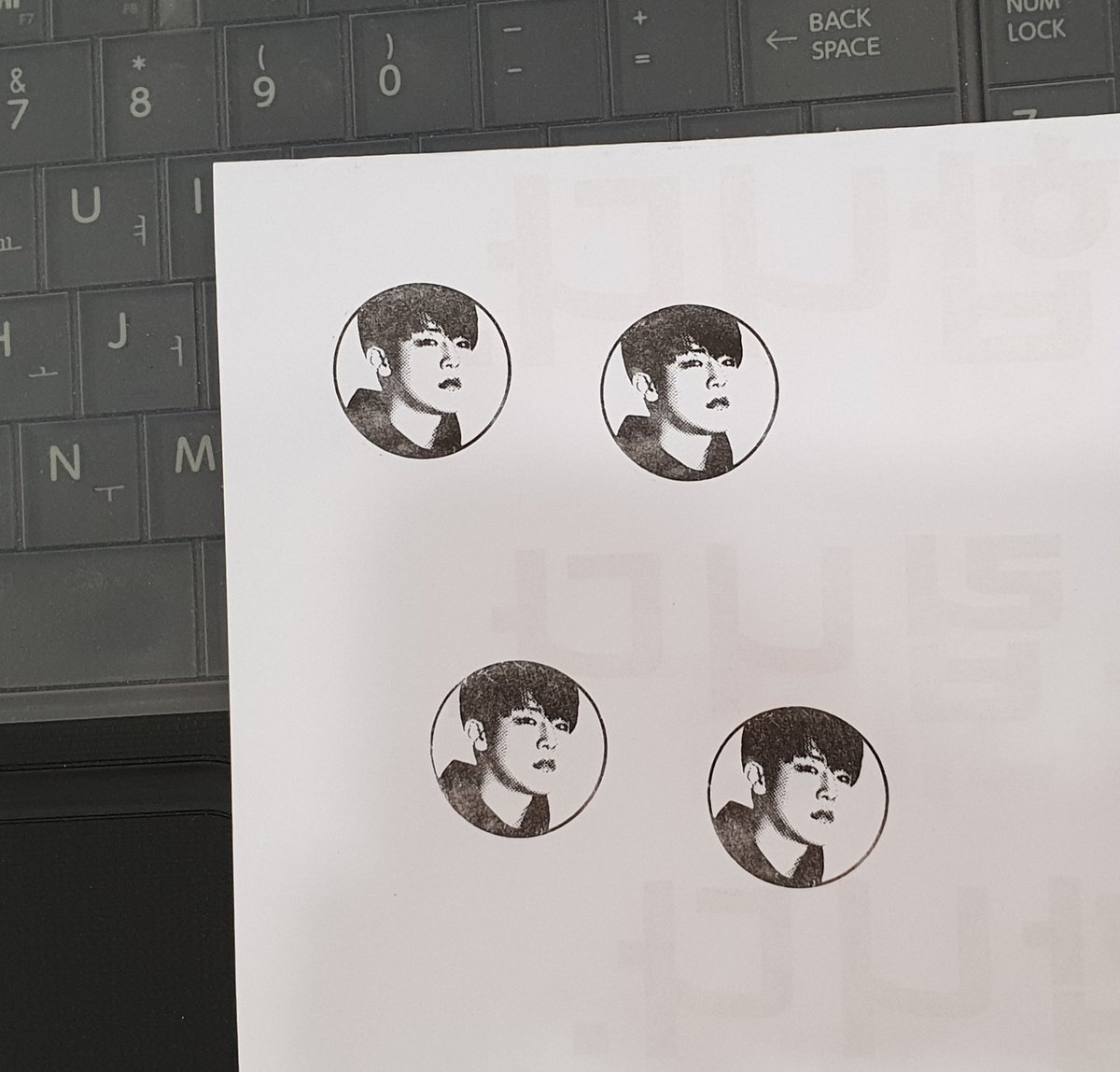 [연예인얼굴도장] 원하는 모든 연예인얼굴사진으로 도장 제작가능🤗(일반인 사진도 제작가능) tweet media