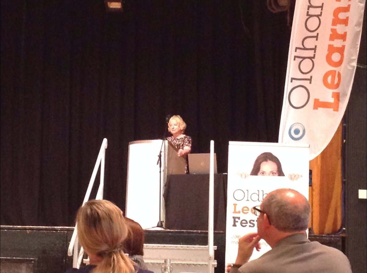 Welcome to our first speaker @AlisonMPeacock, Chief Executive of the Chartered College of Teaching. #OLF18