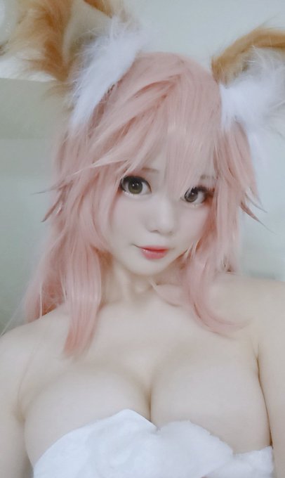 みこーん!(`∀'●)♡
繪師/@seaocean01251 
#fgo #たまも #cosplay 