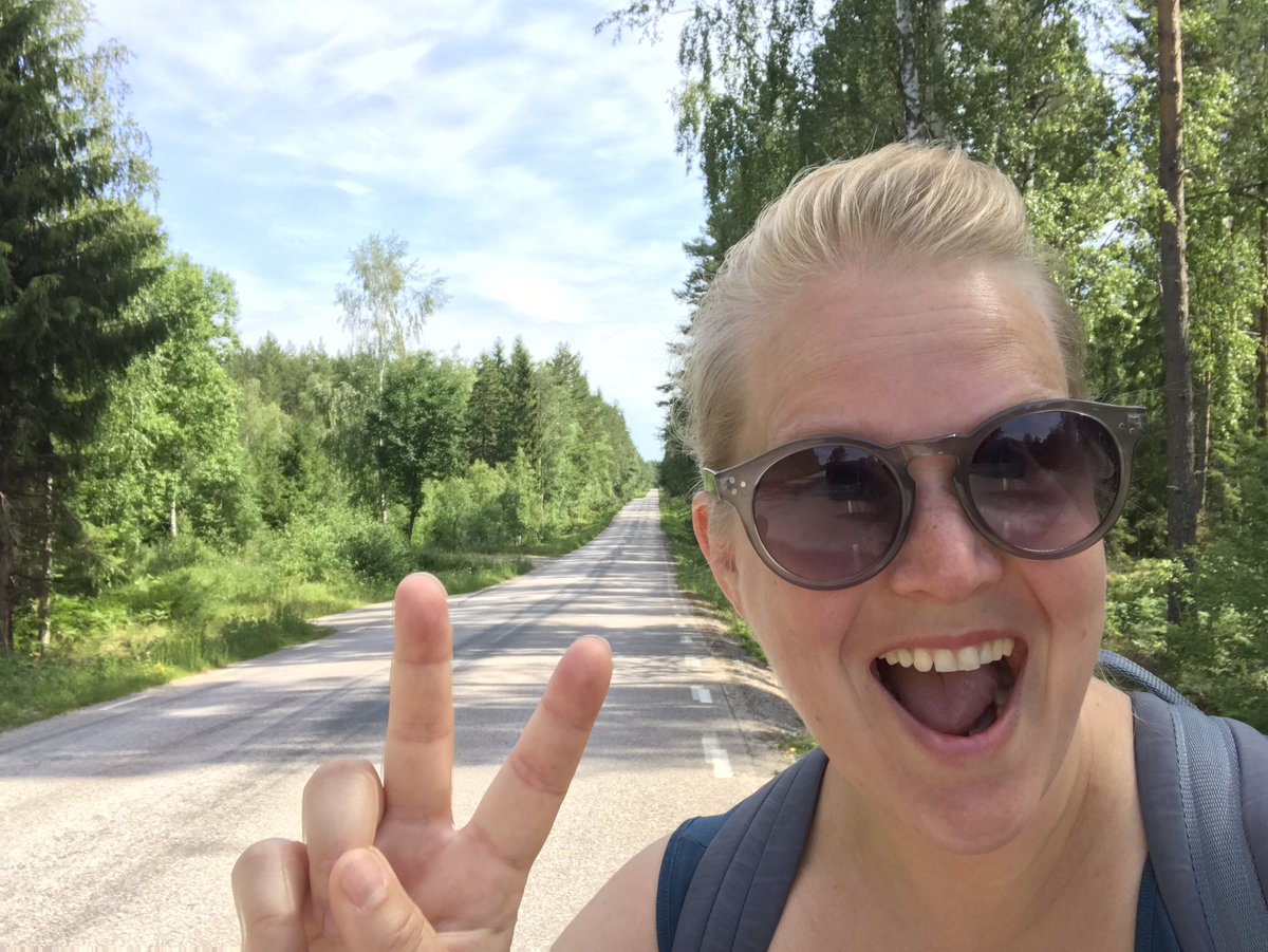 KieloSE's tweet photo. If @KevinClimate can bike to Gävle, I thought I could walk (from Sandviken). Lovely day in #Gästrikland!
Don't miss Klimatprat tonight https://t.co/xsOyZufHfd #klimat #makingadayofit https://t.co/4NHB9SCDwR