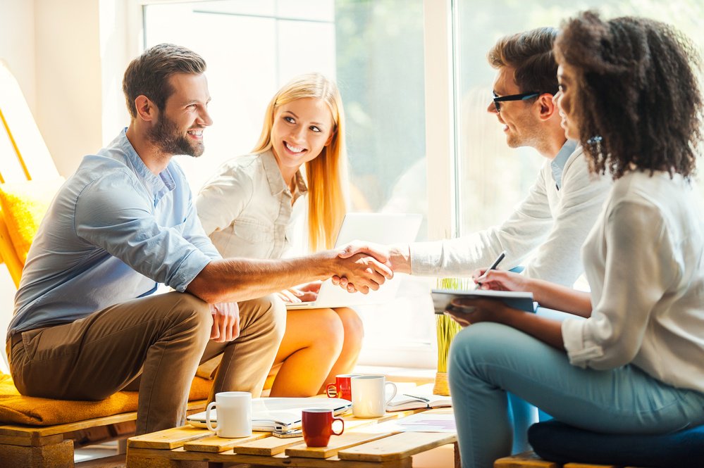 OysterExecCoach's tweet photo. 5 ways to make a good first impression - https://t.co/lLxHShiBRy https://t.co/r74powAJJD