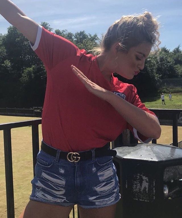 iamdabofficial's tweet photo. The one and only MISS TALENT ENGLAND supporting the DAB movement! Thankyou gurrlll ❤️🖤 #dab #missengland #missenglandnews #misstalent #dancersagainstbullying https://t.co/FpnvvfqEJr