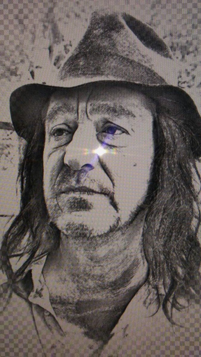 ninomandados's tweet photo. Una difícil noticia para todo el equipo de #ElNiñoDeLosMandados la pérdida de nuestro compañero y amigo #LuisFernandoMontoya. Quien hoy parte de este mundo dejando una huella imborrable. Su participación en nuestra película será una manera de homenajear su trayectoria y talento. https://t.co/KO8b3x6iJh