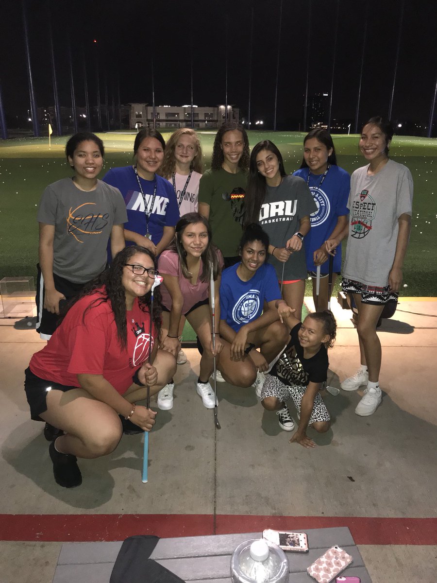 ERLadyIndians's tweet photo. Day 2 Highlights: @saydimacias getting to play in the All-Star game, team dinner at #zios, and golf at #flyingtee!! ... we had a malfunctioning bay while attempting to play golf! But it was still fun to laugh with these girlies! #blessedcoach #elreno #girlsbasketball #oru #team https://t.co/2e0gWytMpa