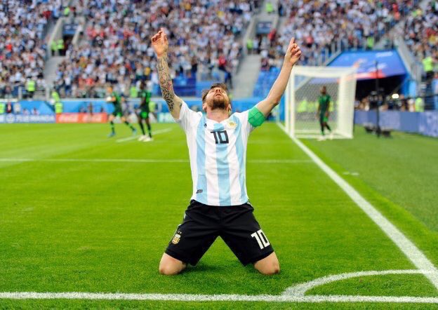 CentralCule's tweet photo. Nunca se debe de dudar de tu grandeza Leo🇦🇷⚽️ https://t.co/teXPDh1pz2