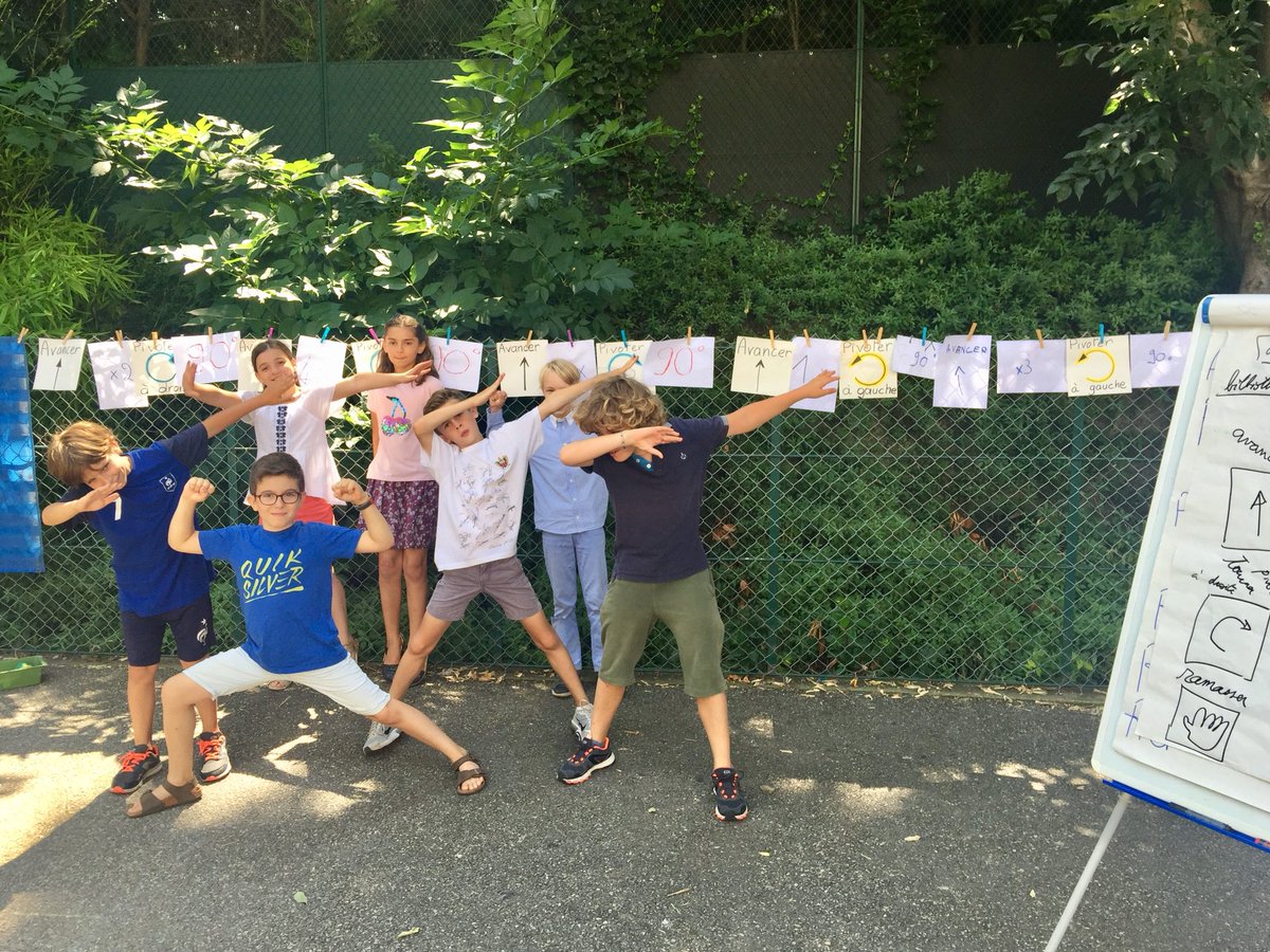 dbelhassein's tweet image. Atelier 1 quadrillage : #programmationdebranchée @ecolehyvert l’algorithme le plus efficace pour atteindre l’objectif !