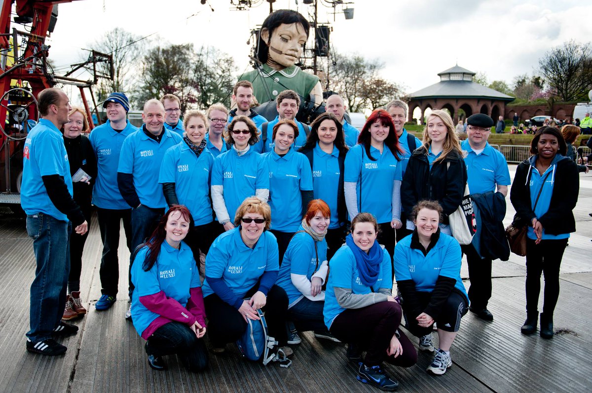 GiantSpectacle's tweet photo. If you’ve ever wondered, “how can I get involved with The Giants this year?” Well… now’s your chance! We’re on the hunt for a number of different volunteer roles to help make the final visit of our Giant guests one to remember! #LiverpoolGiants 😃👉
https://t.co/uESbsEagtm https://t.co/CHQYMuHERu