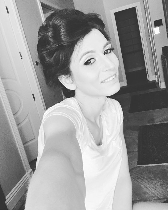 I ran off before the MU could finish my hair to take these 😇😇😇 https://t.co/5RNuY03Hwv<a href="/tag/newprofilepic"class="tags"><span>#newprofilepic</span></a>