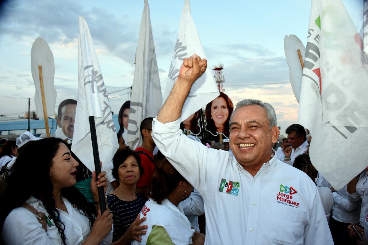 JorgeMarquezIng's tweet photo. ¡Juntos somos más fuertes, juntos nada nos detiene!
Gracias por ser parte de nuestro camino hacia la transformación de Navojoa, estoy convencido que con tu voto este domingo vamos a festejar la Victoria!
#VaPorNavojoa #VaPorTi https://t.co/lgKii8Zy5f