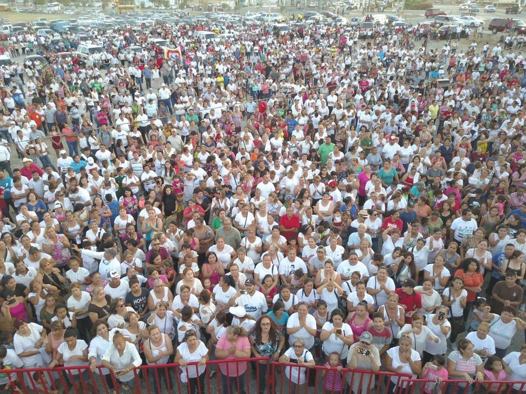 renerv's tweet photo. Este 1 de julio el PRI va demostrar su fuerza porque somos el partido de las propuestas, del trabajo y de los resultados #YoConSonia @villarrealsonia @PRIPNegras @raulvela_e @Oscar_Lopez_E https://t.co/zEyxSZ7agb