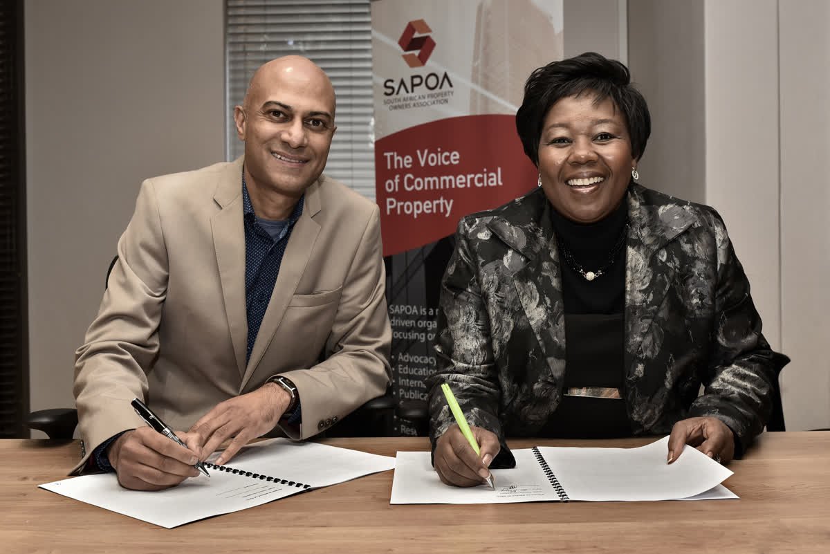 DatabuildSA's tweet photo. The recent memorandum between the @SAPOA_SA and the Property Sector Charter Council strengthens the ongoing strategic partnership over the next three years. #Databuild  Read more: https://t.co/Ta9HEMxJpu https://t.co/ReqEpQHAXB