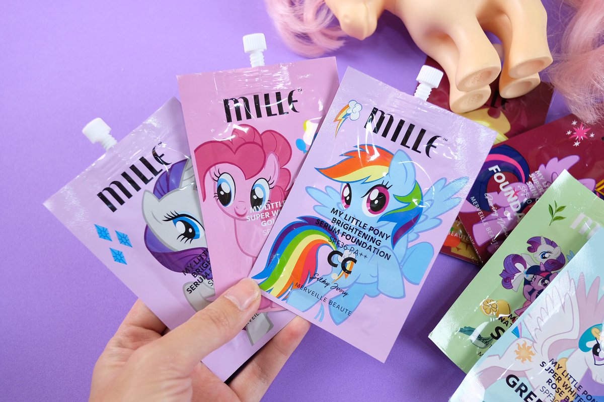 Viviennewonder's tweet photo. Mille ทำดีมาก ครีมซองของนางมาจากตัวดังๆ ใช้ดีทุกตัว แล้วออกแพคเกจ My little pony น่ารักตายไปเลยจ้า และที่สำคัญวี่เเามาแจก 1 เซ็ต เอาไปเลยคนเดียวหมดนี่ แค่ RT + FOLLOW ประกาศตอน RT ครบ 10K จ้า https://t.co/F1aSdyJ0vs