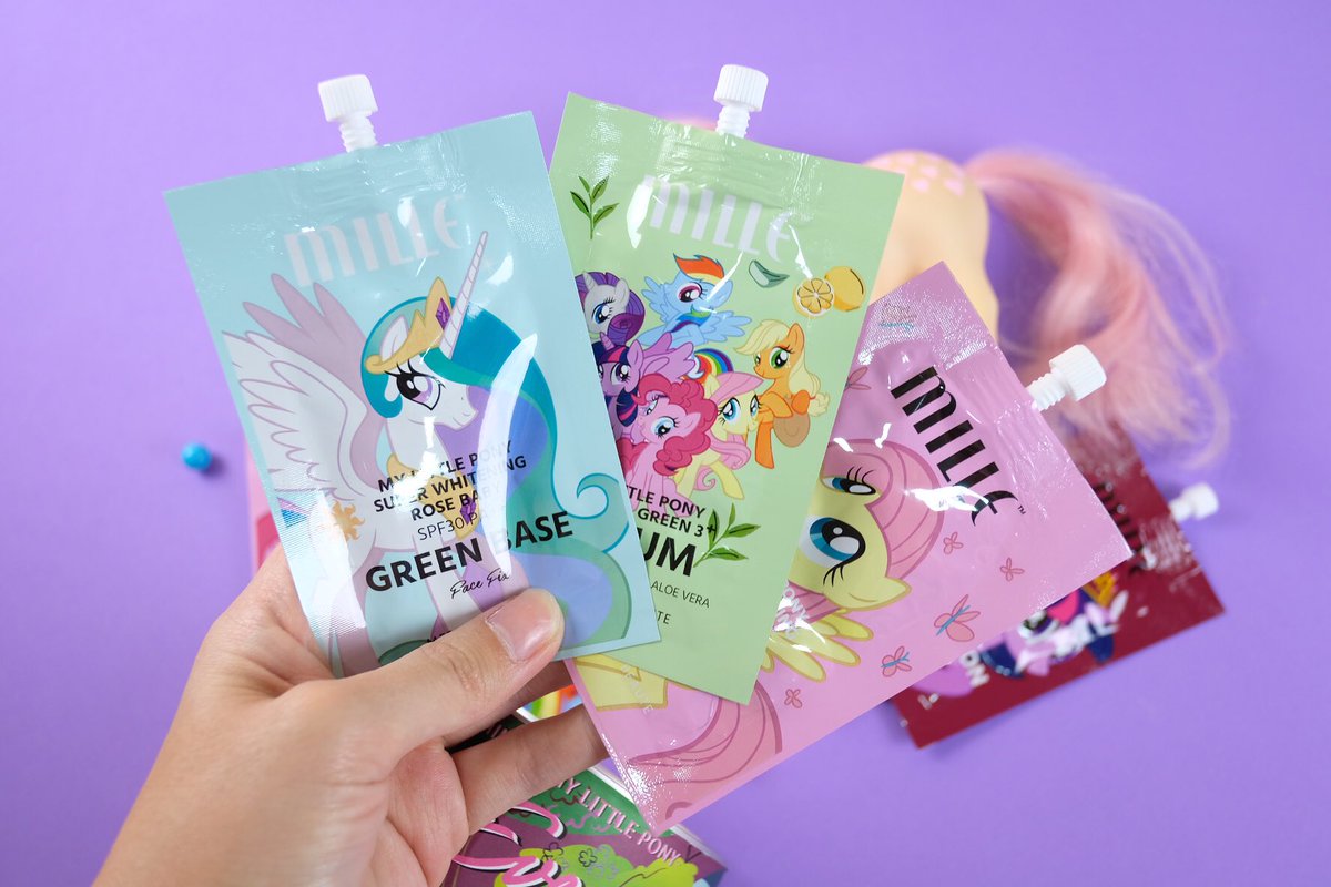 Viviennewonder's tweet photo. Mille ทำดีมาก ครีมซองของนางมาจากตัวดังๆ ใช้ดีทุกตัว แล้วออกแพคเกจ My little pony น่ารักตายไปเลยจ้า และที่สำคัญวี่เเามาแจก 1 เซ็ต เอาไปเลยคนเดียวหมดนี่ แค่ RT + FOLLOW ประกาศตอน RT ครบ 10K จ้า https://t.co/F1aSdyJ0vs