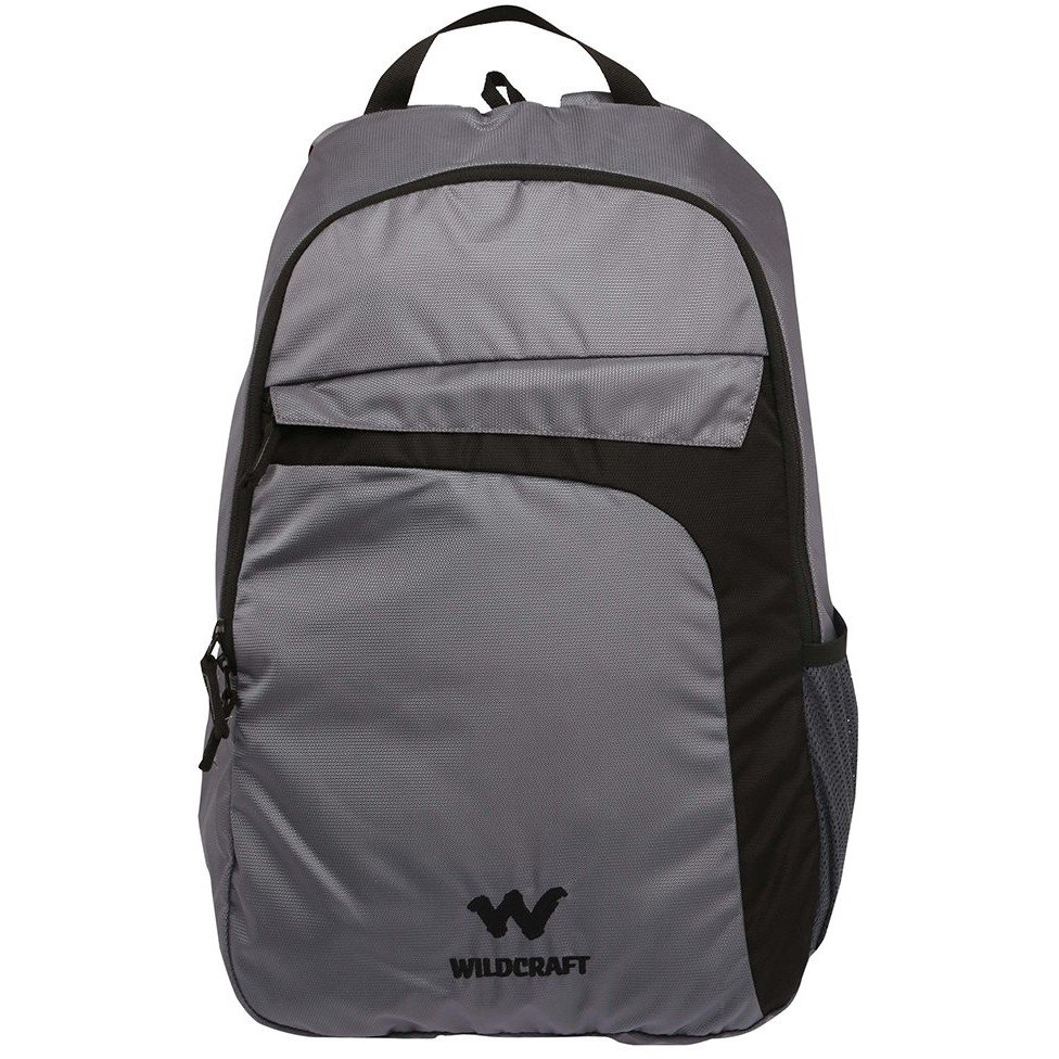 Saneswapit's tweet photo. Solution to all #travel junkies. Room for all your travel stuff with touch of beautiful #color and #designs which are worth opting of. To grab best deal visit – https://t.co/VEtf9kdTwj 
#backpacks #WebnesdayVibes #WashAwayDoubts https://t.co/mmDwWYGjbf