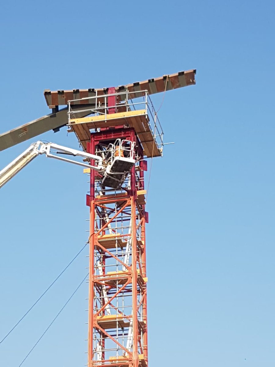 Studio52TLapse's tweet image. Installation of #timelapse #cameras for getting the accurate views for the #construction    #dxb #timelapsedxb #studio52timelapse #studio52 #videoproduction #UAE #dxb2020