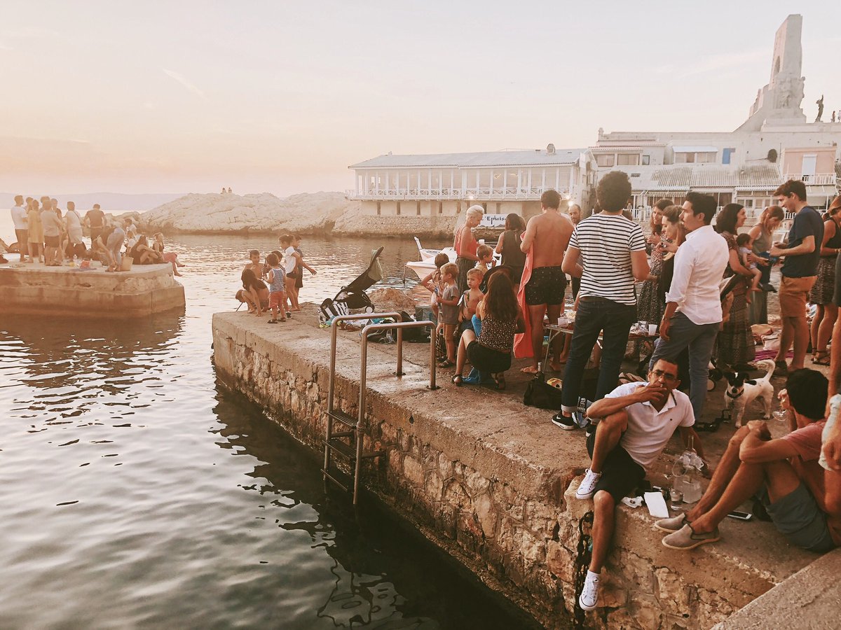 WoW_Agence's tweet photo. Le jour le plus long avec #MarseilleSometimes.
Présentation de la collection 2o18 au Vallon des Auffes.

#Marseille https://t.co/dzdBeelC4h