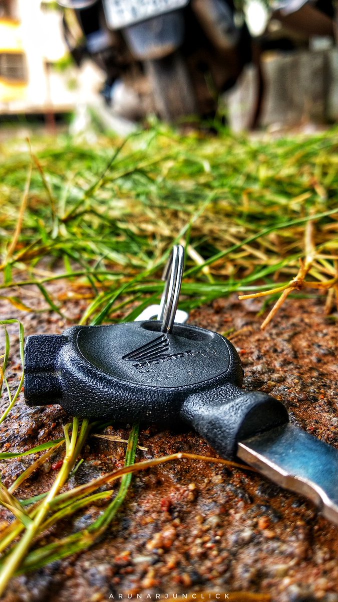 goontopia69's tweet photo. #chaabi #key
#clickholic #Arunarjun #Arunarjunclick
#merachaabi #dailyclick #lovetoclcik #mobilephotographer #MiA1 https://t.co/2a9V8qezVZ