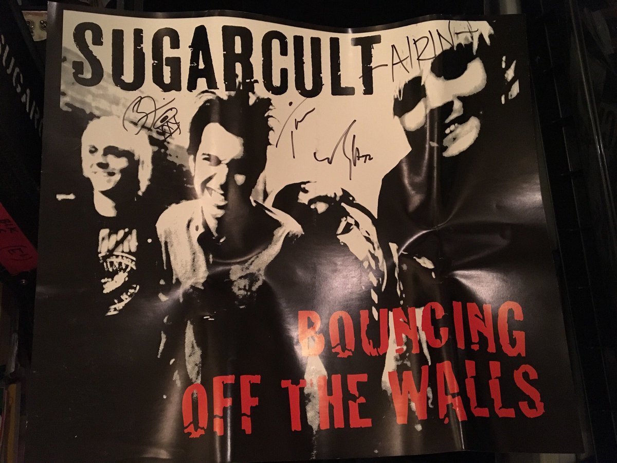 Sugarcult's tweet photo. Start Static is back on @Spotify, @AppleMusic , etc.   Thanks for your patience sweet fans &amp; thanks to @FearlessRecords &amp; @ConcordRecords for sorting it out.  Now... Stream (&amp; dream) all day, baby! #startstatic #sugarcult
https://t.co/XzHMtiFJpR https://t.co/FmgRh3s2M4