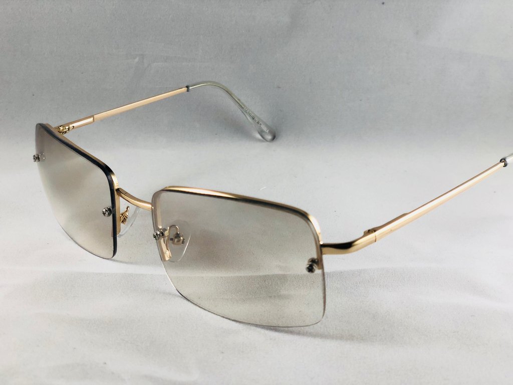 JAXEyewear's tweet photo. Vintage 90’s vibes for the men is within reach with JAX Eyewear “Ro” frames. The light grey gradient lens with silver hardware makes this the perfect statement piece.
#JAXEyewear #fashionframes #menframes #eyeshaveit #hotframes #trendyframes #sunglasses #houstonshades https://t.co/AJWJDH4WtS