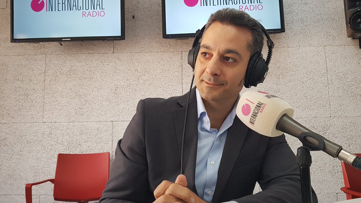 MayoresRadio's tweet photo. Nos visitó César Mayoral @LegalPlanning_ @RadioInt_Es  #PalabrasMayores @AloRibagorda  @Benclinic  @Maduralia  @MayoresUDP  @cea_ps @FAmigosMayores @Mayores_Hoy https://t.co/K4DBx1DtHi