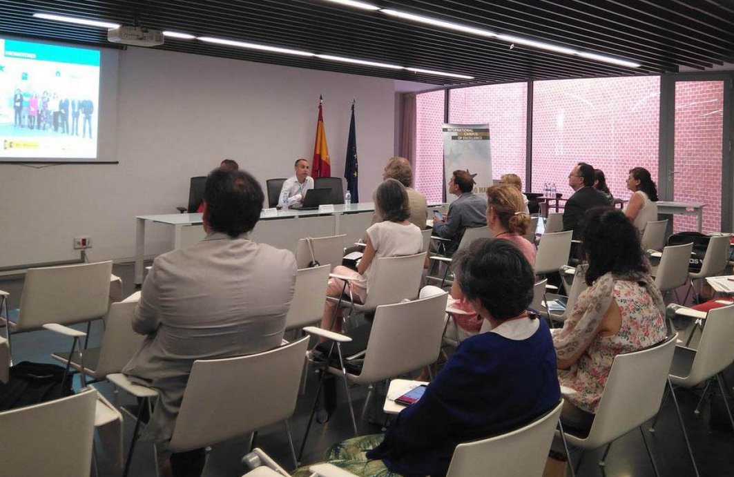 La #acuicultura española ya cuenta con un plan de acción para tratar de reducir la vulnerabilidad del sector al #CambioClimático 
Ha sido fruto del trabajo realizado en el proyecto <a href="/aquadapt/">Aquadapt</a>  <a href="/campusdomar/">Campus do Mar</a> <a href="/APROMAR_acui/">APROMAR</a> <a href="/Ctaqua_CT/">CTAQUA-Acuicultura</a> #CETGA  <a href="/FBiodiversidad/">Fundación Biodiversidad</a> <a href="/ClusterAcuiplus/">Cluster Acuiplus</a>