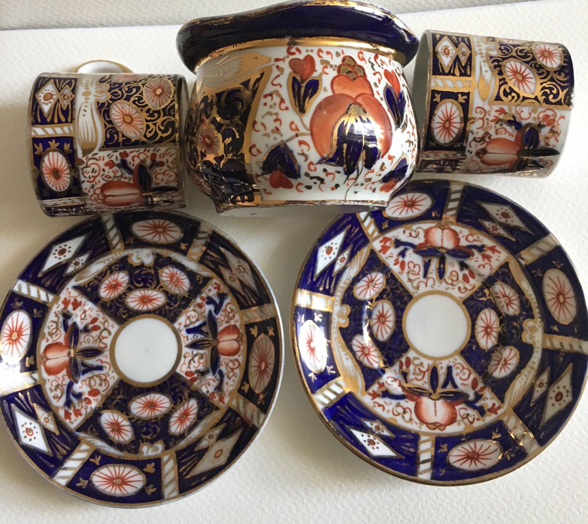 loveretrocrafts's tweet photo. Excited to share the latest addition to my #etsy shop: Antique Derby Imari Pattern ; Cup , Saucer , and sugar bowl https://t.co/e79t4b14BZ #art #imaripattern #imarigoldplated #goldplated #imariteacup #potteryforsale #ceramicforsale #antiquesforsale #collectorsitems https://t.co/wP7Kn4MqUr