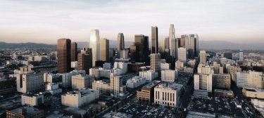 LoneTravellers's tweet photo. “To live and die in LA”. We hear this phrase so much but what is it that actually makes this city so special? Travel queen @movewithdoyin explores the entertainment capital of the world, #LosAngeles, here 👉 https://t.co/nvrztps1so  #la #toliveanddieinla #travelquotes https://t.co/IPizWG1JAo