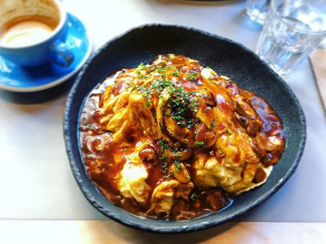 chickenator's tweet photo. Om nom nom-urice https://t.co/R4jkijBjWr https://t.co/EzkvYADH7U