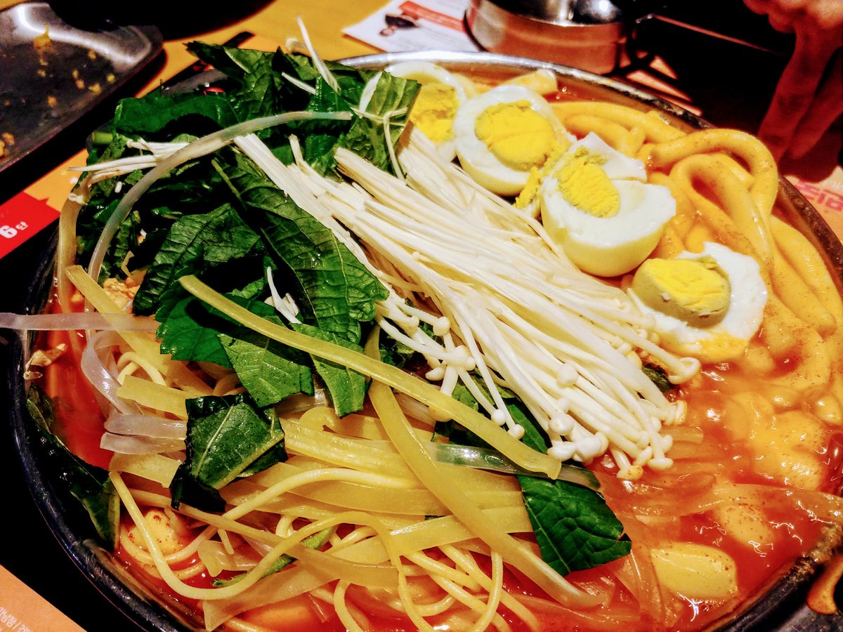 Amumal_epicure's tweet photo. ★두끼 맛있게 많이 먹는 방법★

두끼 가놓고 많이 못 먹는 분들 여기로 오세요. 맛있고 알차게 먹는 방법을 가르쳐 드리겠습니다. 제가 알려준대로 드시면 그냥 먹는 것보다 2배는 많이 먹음... https://t.co/mJftjsifyM