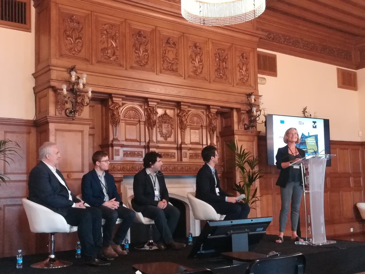 Starting the #sumsic2018 at #sansebastian. Welcome words from the Project Coordinator of the <a href="/SICommunity_EU/">SICommunity</a> <a href="/AEIDL/">AEIDL 🦋 Follow us on Bluesky @aeidl</a>. 3 days ahead to discuss about social innovation in the public sector