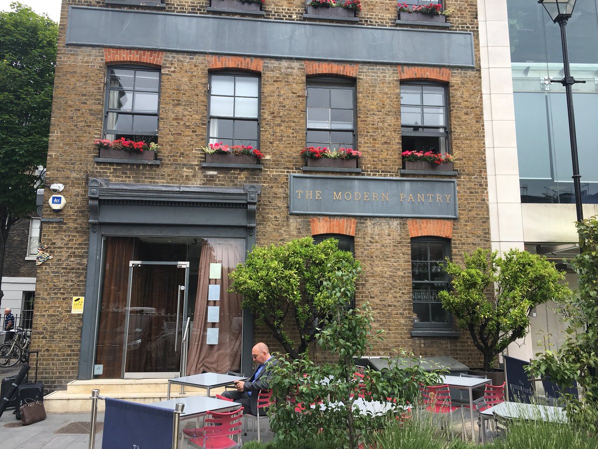 ConcertNetworks's tweet photo. Discussing Omnichannel customer experience today with the @UKCCForum #CX #CustomerExperience @TheModernPantry https://t.co/PMthwgdwzS