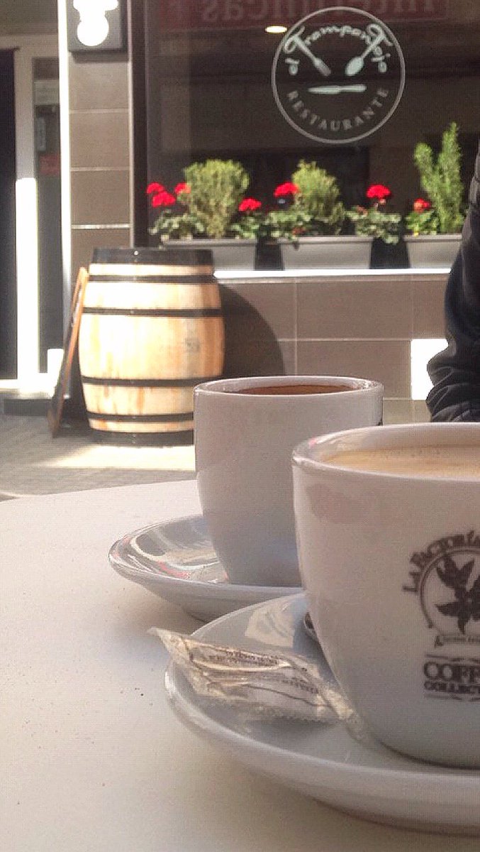 el_trampantojo's tweet photo. ¡COFFEE TIME! ☀️Empieza el día con la vitalidad de nuestro café arábigo ☀️ https://t.co/e8U2vyGcJH