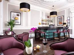 McGoffGroupFS's tweet photo. En route to London for a catch up with a number of clients, first stop - the absolutely stunning @FraserSuitesSG #MGFS #canilivehereplease https://t.co/7LRTbJQGK0