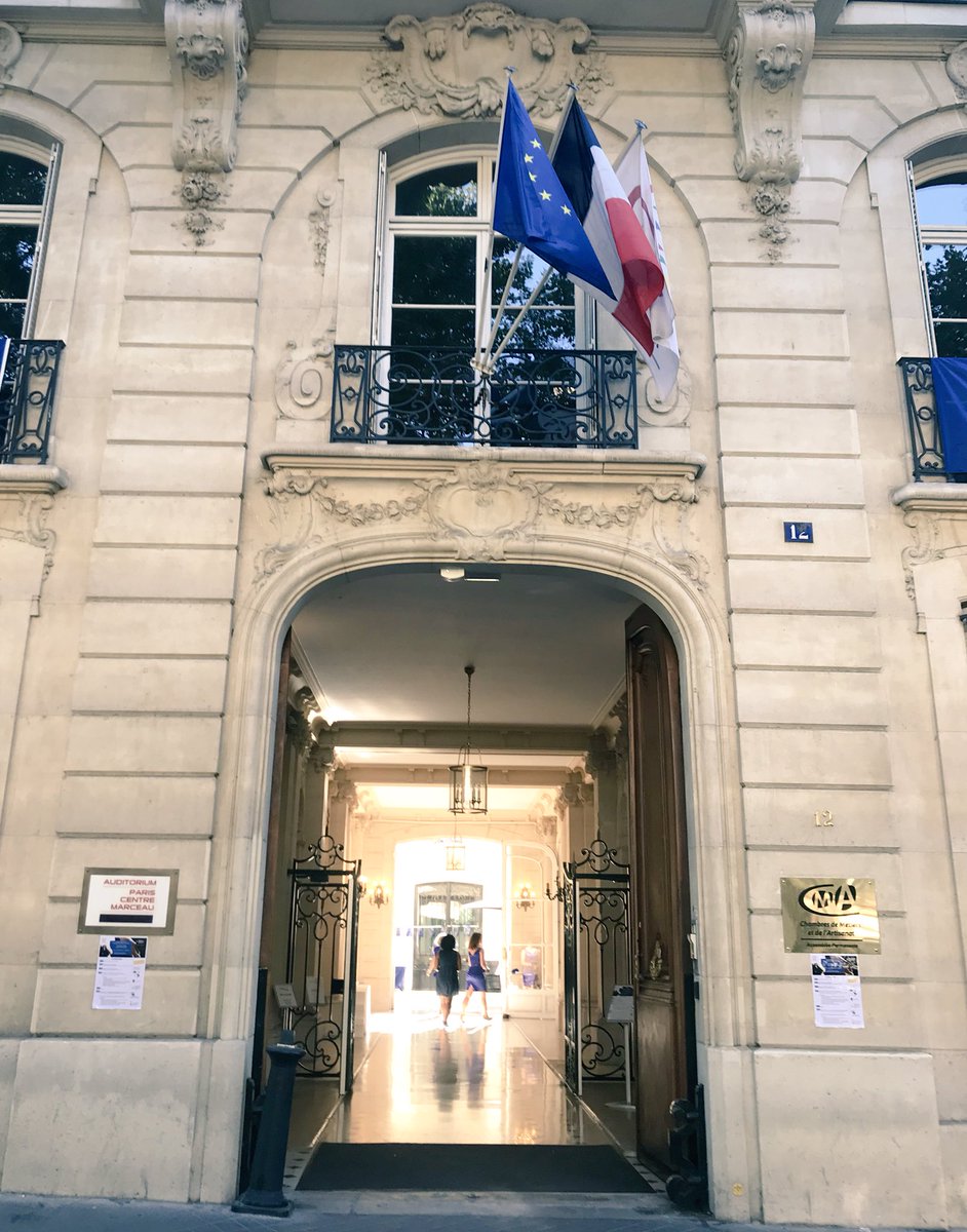 CMAFrance_'s tweet photo. 🔵 C’est parti ! L’APCMA ouvre ses portes et vous donne la parole sur la place de l’#artisanat dans l’Union Européenne 🇪🇺 #débats #expositions #ateliers 
Programme ➡️ https://t.co/peiuGwjiwe https://t.co/1AcgeP9h7n