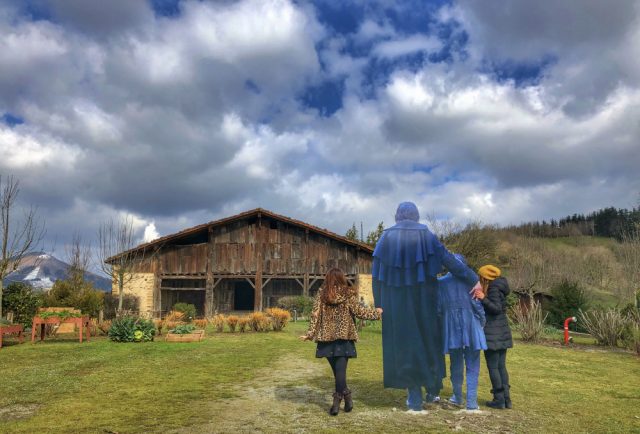 SistersCity's tweet photo. Para cualquier fin de semana de verano, no te pierdas la ruta de cine #handia13 😍🎬 https://t.co/5Qw5QazROB #planes #Donostia #SanSebastian #handia #handiak13 @K6kultura https://t.co/HOlw3nh1vQ