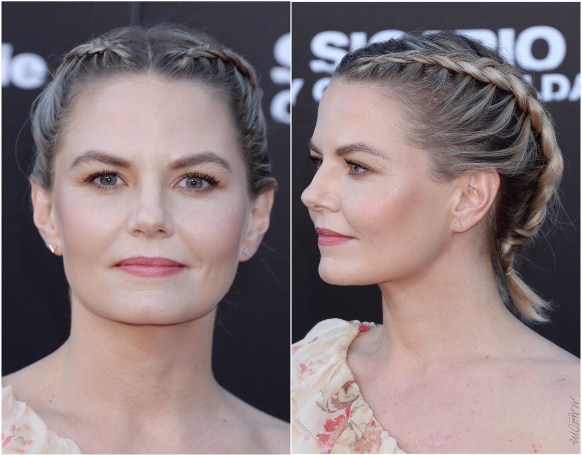 AllAboutJMo's tweet photo. .@jenmorrisonlive’s look for the premiere of Columbia Pictures' 'Sicario: Day Of The Soldado' at Regency Village Theatre on June 26, 2018 in Westwood, California was brought to us by her glam squad 💄Make up by @abhairmakeup 💇🏼‍♀️ Hair by #JoeyPerrotti #JenniferMorrison https://t.co/XAvrYDxK5j