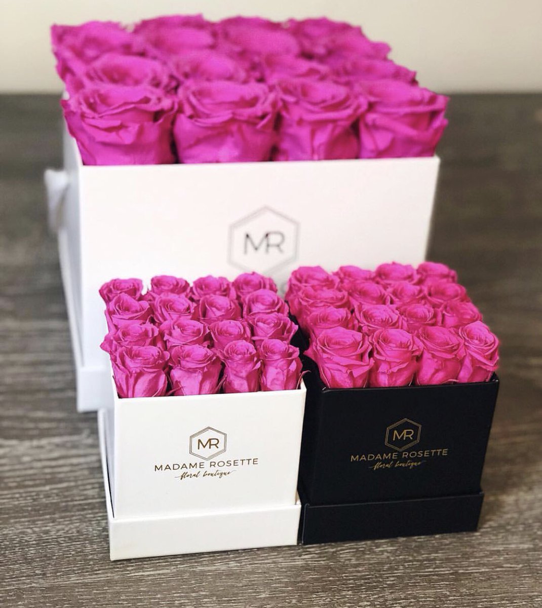 Standard or Mini Roses? We just know that we love hot pink 💕💕💕
#eternityroses #roses #luxurylifestyle #pink #love #Wednesdaythoughts #miami #nationwideshipping 
instagram.com/p/BkhyZc4A87s/…