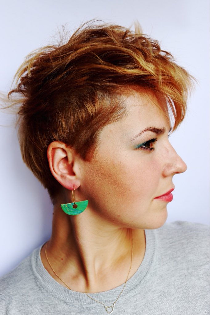 This is how I like to see my creations ‘to fulfill the look’ ❤️.                           #jewellerydesign #style #look #stylish #girl #green #summer #mood #shorthair #everyday #like #streetstyle #fashionlady #maching #nice #photo #selfie #perfecto #styl