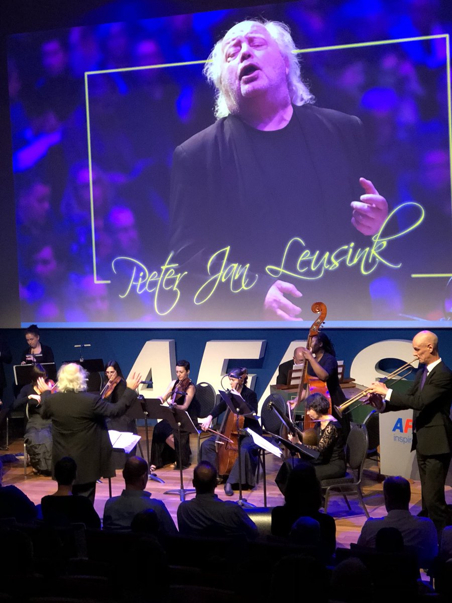 Berend_Kamphuis's tweet photo. Middagje klassiek met mijn oud dirigent @PJLeusink @AFAS met @PROVISUP en vele andere #AFASPartners en #AFASExperts https://t.co/1pDDuKcUSE
