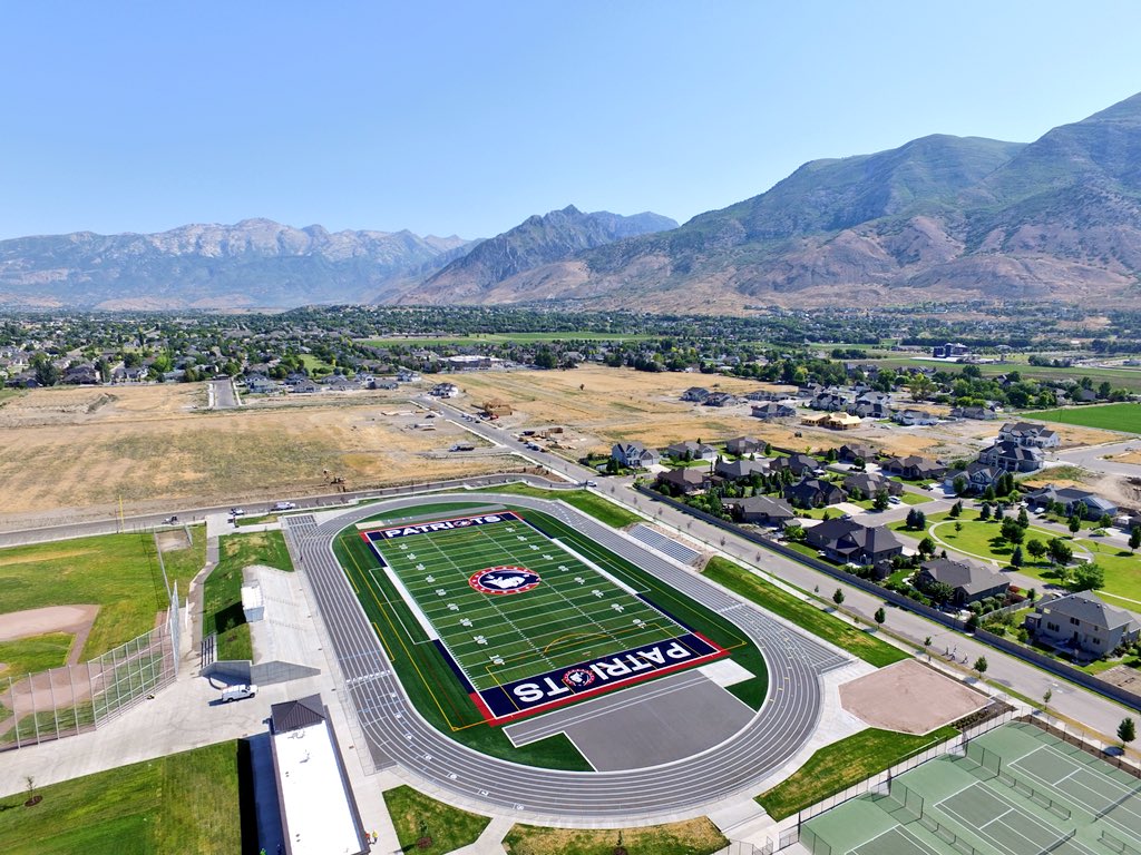 jdeaster11's tweet image. Its Walkthrough Wednesday featuring the latest projects that have finished this year! This weeks project! 🥁🥁Construction of @FieldTurf Field &amp;amp; @BeynonSports track &amp;amp; tennis courts for American Heritage Academy!😮👀 #wow #thanks #makingfastlookgood #leaveitallonthefield 🏈⚽️🎾