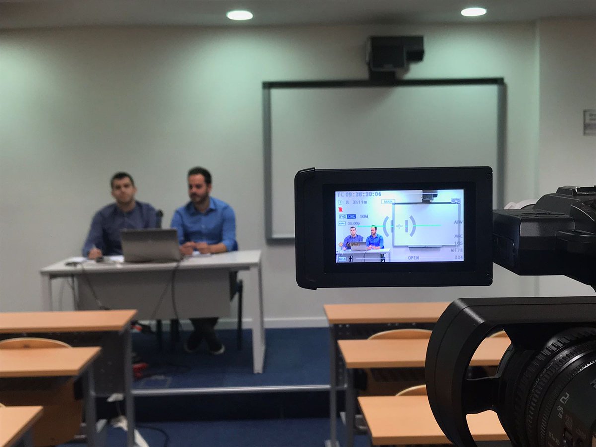 CTOEnfermeriaES's tweet photo. Esta mañana estuvimos comentando, analizando y seleccionando preguntas impugnables del examen #opemurciaenfermeria. 👨⚕️👩⚕️
Durante el día de hoy, estará disponible en nuestros servicios #PostOPE.📲
👉 https://t.co/aEGSdaKzwb
¡No os lo perdáis y suerte! 🤞
@Murciasalud https://t.co/5OUfqsxOpC