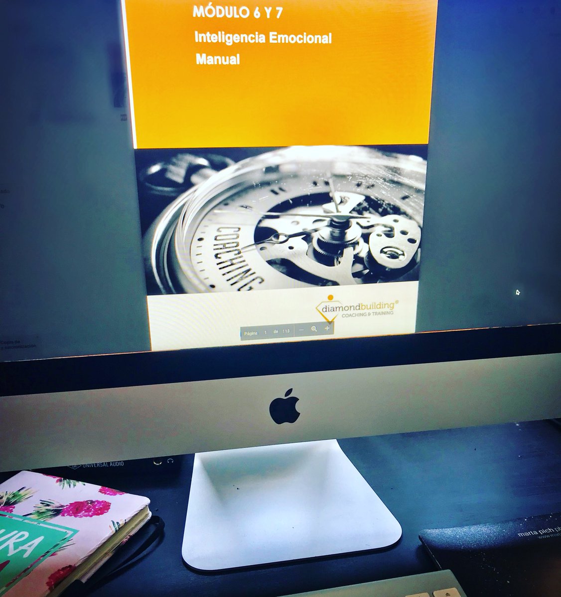 nanygaitan's tweet photo. Mañanitas de estudio 😰.....!!!! #coaching #coachinglife #studingtime #apple #inteligenciaemocional @diamondbuilding #photooftheday #athome #success #motivacion #focus #poderpessoal #amazing #inspiration #workouts #lifestyle #estrategia #branding #marbella #costadelsol #people https://t.co/sGCWFTBHNU