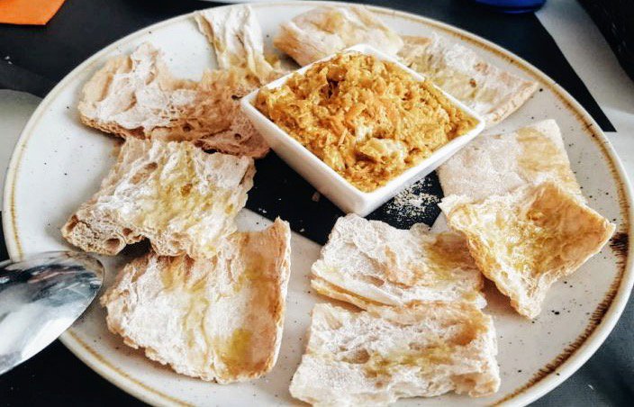 • T O S T A S • T X A N G U R R R O •
#delicious #deliciousfood #yummy #food #foodporn #goodfood #healthyfood #healthylifestyle #calidad #product #cocina #sabor #tx #restaurant #bar #txirimiri #madrid #city #igers #foodie #gastronomia WE❤️YOU