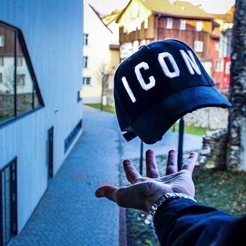 Dsquared2 Sale dsquared2outlet.wordpress.com/2018/06/27/dsq…