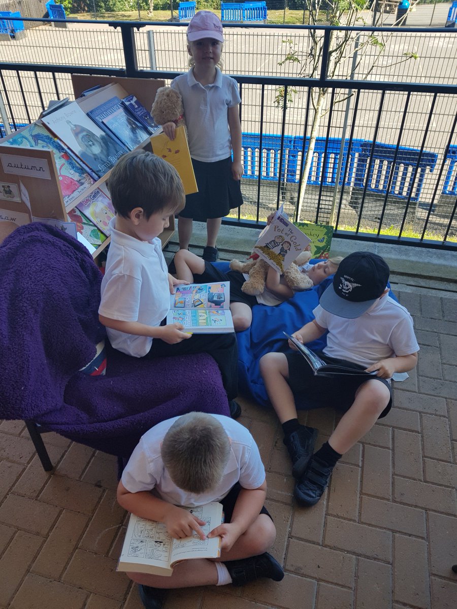 Together we can enjoy reading outside @Mayflower_MCA @Nursery_MCA @helenjMCA @DavidSammels @elliebaileyMCA @JoanneLawsMCA #outdoors #reading #outdoorlearning #favouritebooks #authors #exploring #independentreading #readingforpleasure