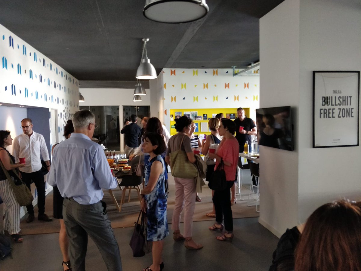 ElsaB_HR's tweet photo. Retour en images du dernier #helloRH @FintechFusion avec @n_bourquenoud pour un retour d'expérience des pratiques RH au sein de la @lamobiliere https://t.co/LP3a4R3u7k