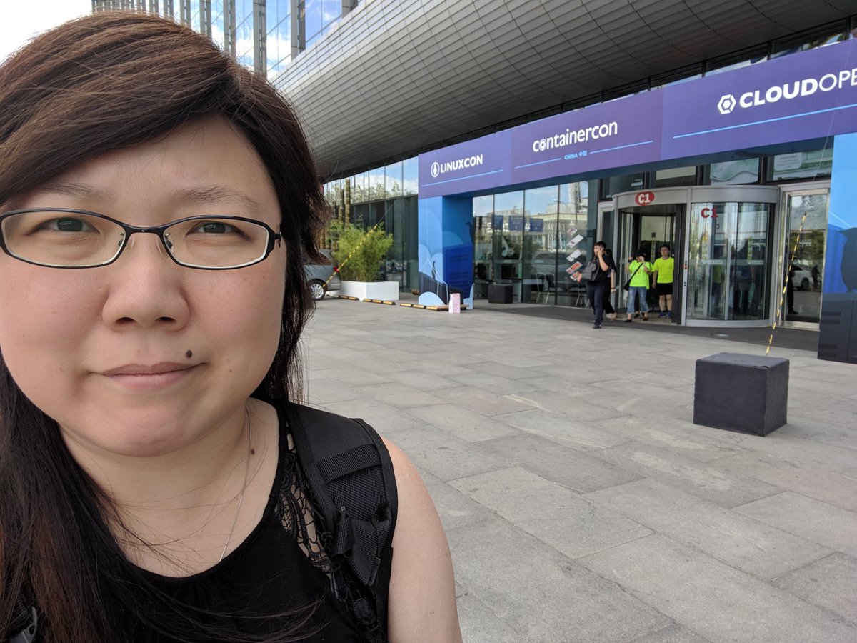 cybette's tweet image. Bye #LinuxCon #ContainerCon #CloudOpen #LC3 China! See you next year as #OpenSourceSummit! (Don&apos;t mind my expression, got hit by heat wave when exiting the building.) Group pics via @waynesun09 and @michael_hrivnak