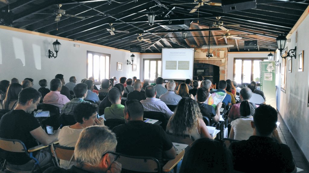 "Desmantelando micromachismos" con Carmen Ruiz Repullo, II Jornadas Regionales de Residencias Escolares <a href="/ceppriegomonti/">CEP Priego Montilla</a>